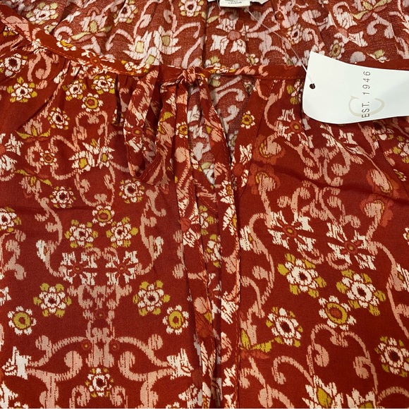 Cato Tiered Floral Print Bohemian Blouse Bell Sleeves Size 22/24 NWT - Picture 9 of 12